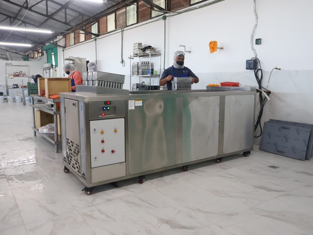 Planta de producción con equipo Refrinox